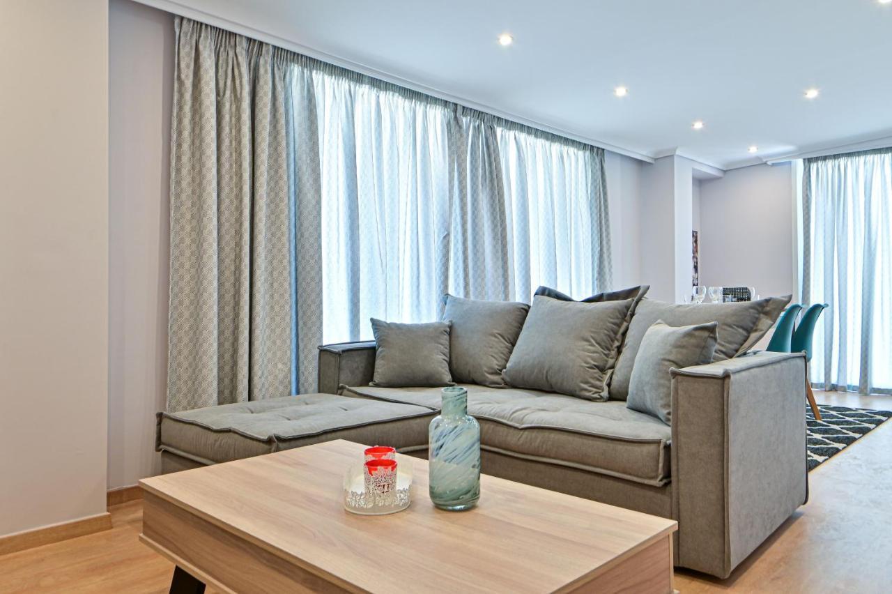 Charming Apartment With A Sea View Terrace Piräus Exterior foto